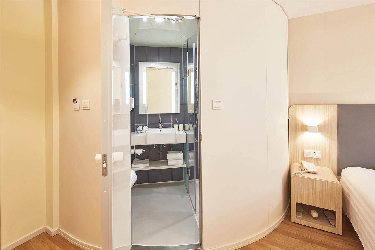 Hotel Hanting Xidan 2*